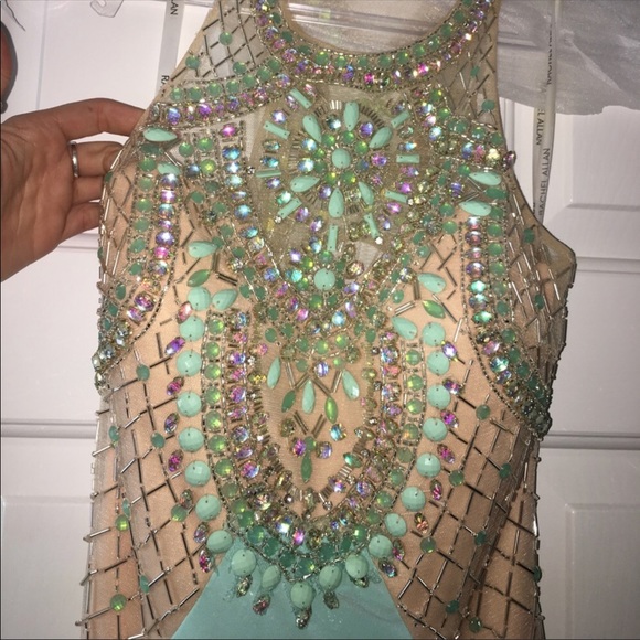 PROM DRESS - Picture 6 of 8